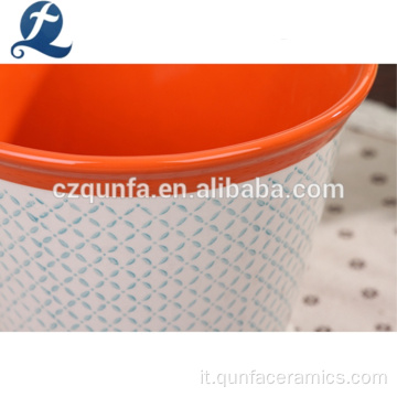 Vaso da fiori in ceramica ventilata con motivi esterni per interni di moda